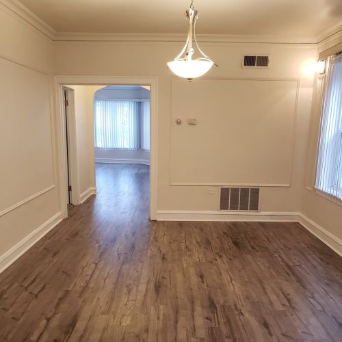 7414 Chappel Ave, Chicago IL 60649-3620 exterior