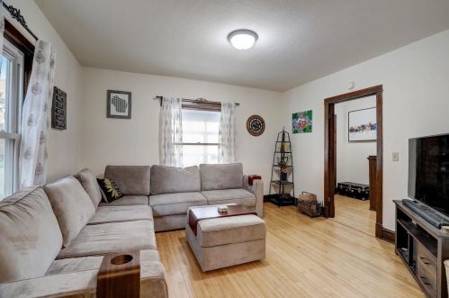 123 Randall Ave, Madison WI  53715-1341 exterior