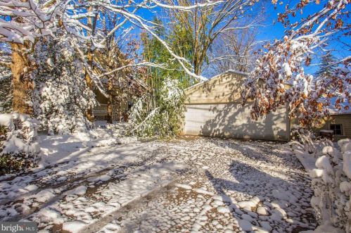 3941 Legation St, Washington DC 20015-2919 exterior