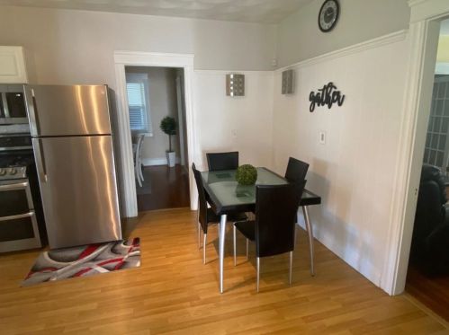 1556 Chalkstone Ave, Providence RI 02909-5532 exterior