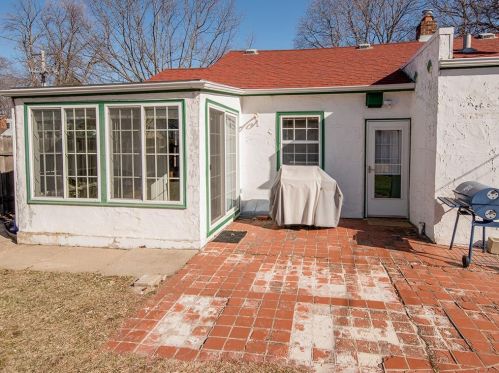 1396 Hartford Ave, Saint Paul MN 55116-1649 exterior