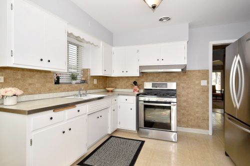 7637 Fullerton Ave, Chicago IL 60707-2554 exterior