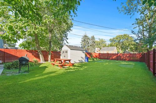 2109 13 Ave, Broadview IL 60153-1407 exterior