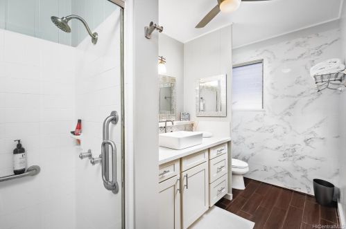 3750 Claudine St, Honolulu HI  96816-3808 exterior