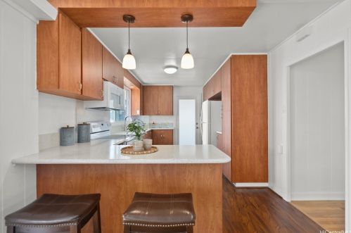 1952 Bertram St, Honolulu HI 96816-2006 exterior