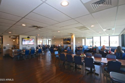 6153 Pinehurst Dr, Chandler AZ 85249-4038 exterior