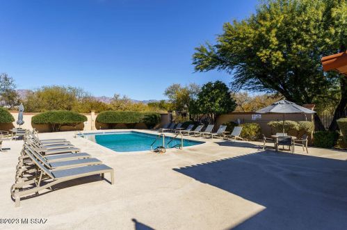 2620 Camino Valle Verde, Tucson AZ  85715-3412 exterior