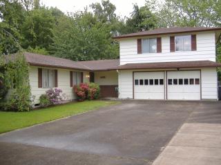 1425 Acacia Ave, Eugene, OR 97408-7159