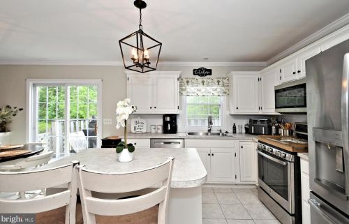 103 Birdsong Way, Pottstown PA 19464-1461 exterior