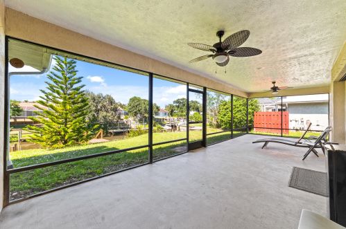 117 Sagamore Ter, Fort Pierce FL 34983-1262 exterior