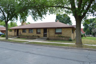 4525 Ridge Ct, Milwaukee, WI 53216-2440