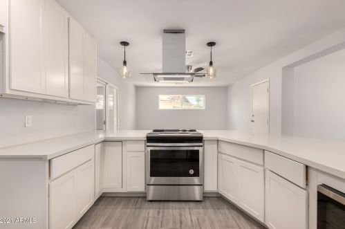 12643 30th Dr, Phoenix AZ  85029-1304 exterior