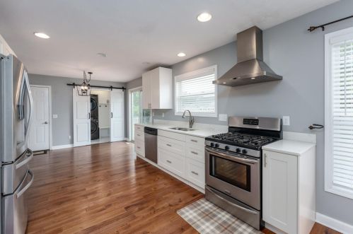 7619 Capri St, Kalamazoo MI  49002-9487 exterior