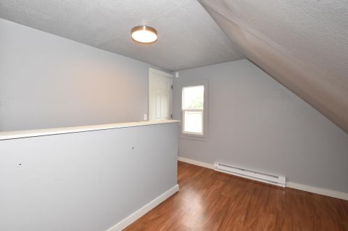 2911 33, Milwaukee WI 53215-3619 exterior