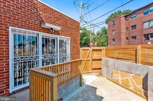 3341 Ames St, Washington DC  20019-1316 exterior