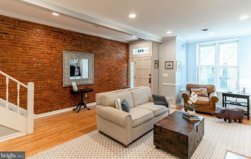 238 10th St, Washington DC  20002-6214 exterior