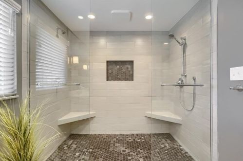 1093 Lakemont Dr, Pittsburgh PA  15243-1817 exterior