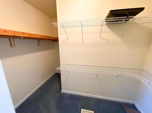 785 Sour Spring Trl, Spring Bluff MO 63080-3926 exterior