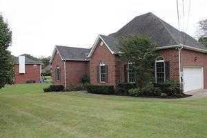 403 Briarwood Ln, Smyrna TN  37167-5076 exterior