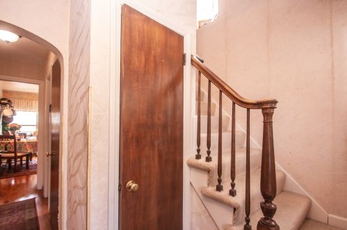 5749 Richmond St, Chicago, IL 60659-4803