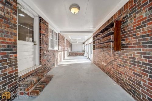 2128 Rockdale Cir, Lithonia GA 30078-3450 exterior