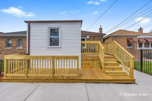 8523 Damen Ave, Chicago IL 60612-3728 exterior