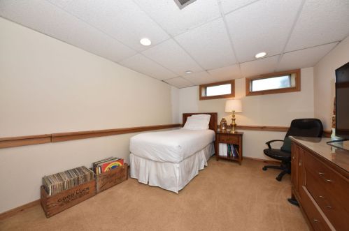 8096 61, Milwaukee WI 53223-3502 exterior