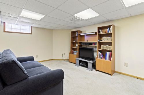 4801 Diversey Blvd, Milwaukee WI 53217-5919 exterior