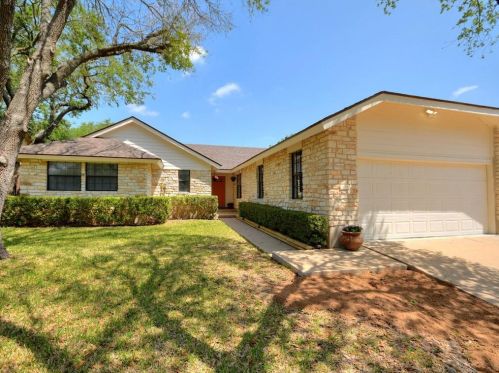 8302 Farmington Ct, Austin, TX 78736-1702