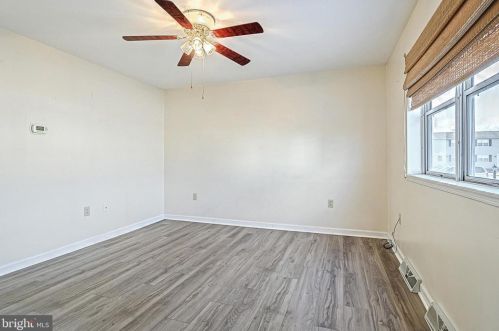 154 Ctr St, Hanover PA 17331-2828 exterior