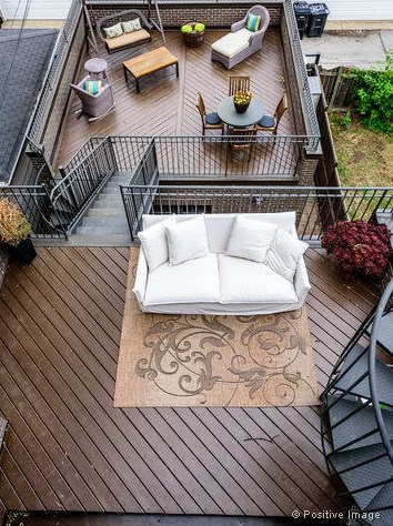 1126 Lill Ave, Chicago IL 60614-2018 exterior