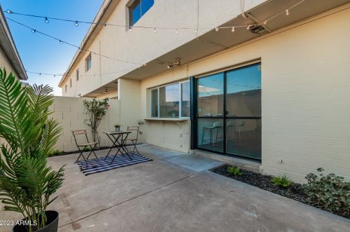 4665 21st Ave, Phoenix AZ  85015-4139 exterior