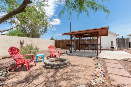 14824 30 Dr, Phoenix AZ 85009-5751 exterior