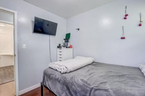 6350 Burdick Ave, Milwaukee WI 53219-4227 exterior