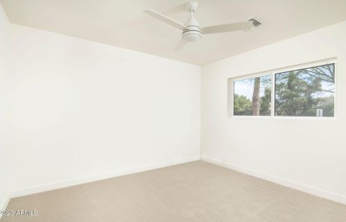 9052 29th St, Phoenix AZ  85028-5302 exterior