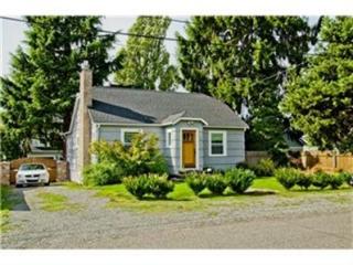 9627 25 Ave, Seattle WA  98115-2407 exterior