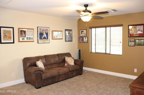 29313 23 Dr, Phoenix AZ 85085-4708 exterior