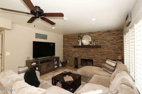 14625 45 Pl, Phoenix AZ 85050-6827 exterior