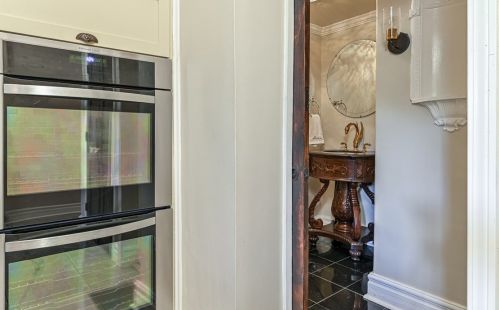 1106 Sheffield St, Pittsburgh PA 15233-1515 exterior