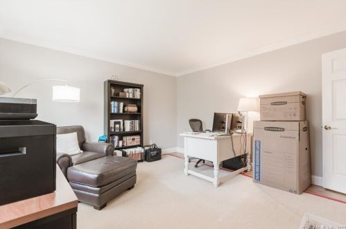 119 Deforest Rd, Wilton CT 06897-1910 exterior