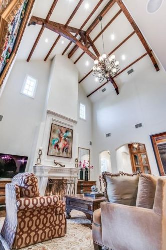 1 Bretton Woods Way, Dallas TX 75220-3808 exterior