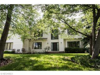 5058 Everton Ave, Cleveland, OH 44139-1281