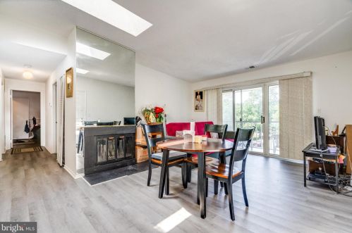 17 Aspen Ct, Trenton NJ  08619-4602 exterior