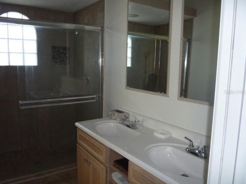 4039 Golfside Dr, Orlando FL 32808-3005 exterior