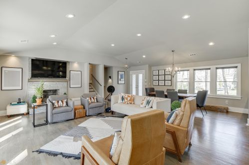 1485 Harts Mill Rd, Atlanta GA  30319-1824 exterior