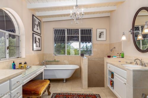 5210 Camino Real, Tucson AZ  85718-5029 exterior