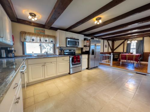 232 Suncook Vly Rd, Alton NH 03809-4629 exterior