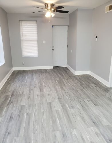 9409 Burnside Ave, Chicago, IL 60619-7711