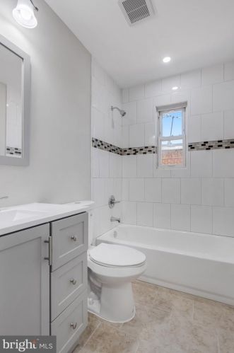 331 54th St, Washington DC  20019-6629 exterior