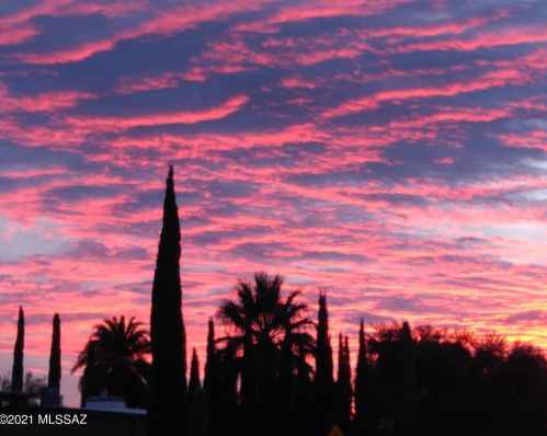 8961 3 St, Tucson AZ 85711-1416 exterior